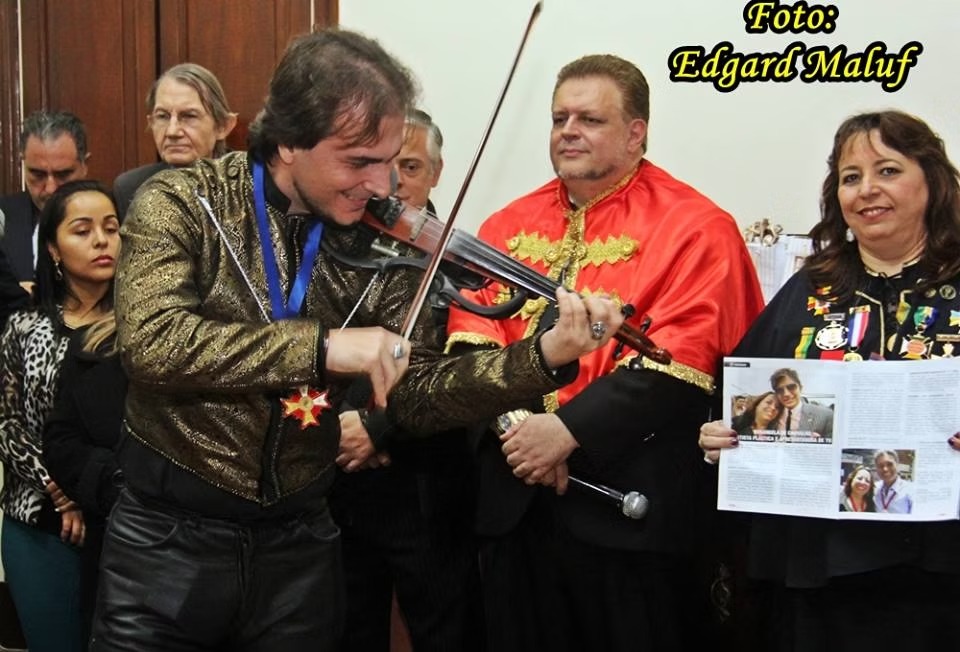 Diploma e Medalha do Mérito Princesa Isabel